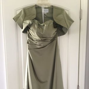 Olive green bridesmaid/prom dress